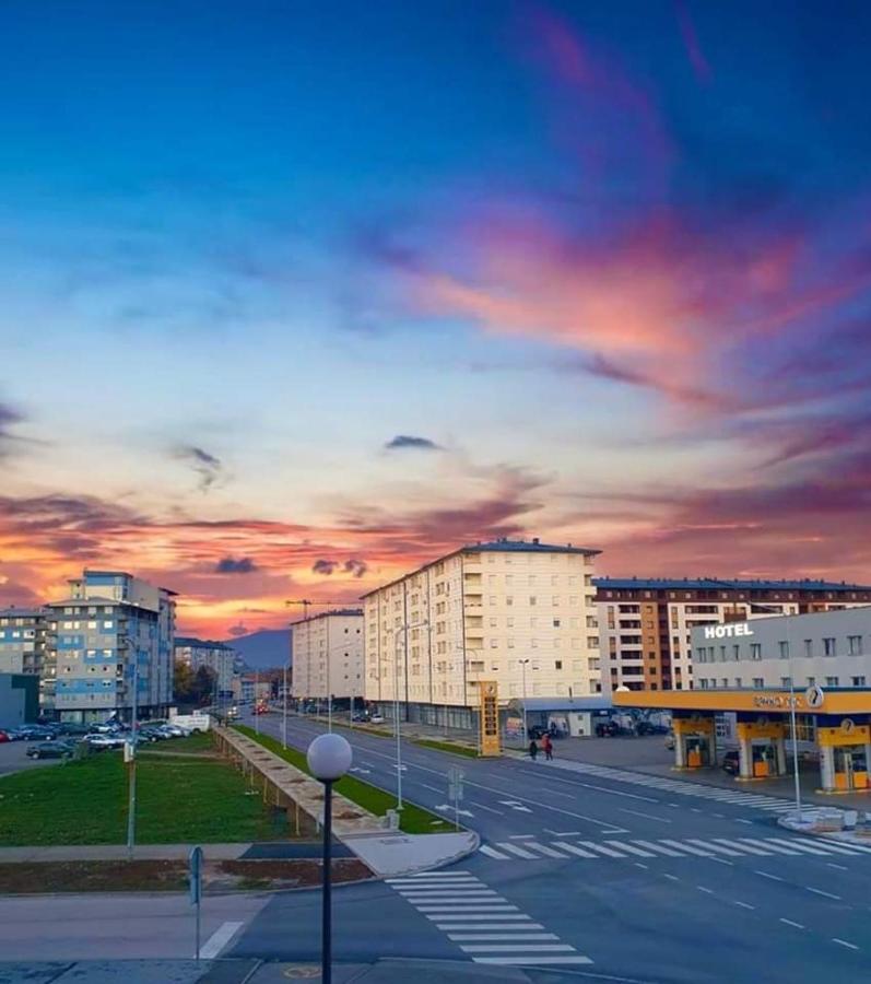 Omega Hotell Doboj Exteriör bild